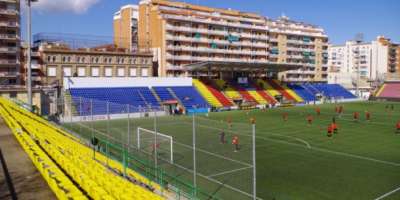 Nuevo cesped para el estadio Narcís Sala de Sant Andreu